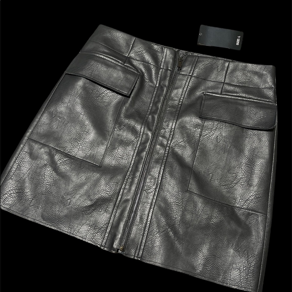 Leather skirt